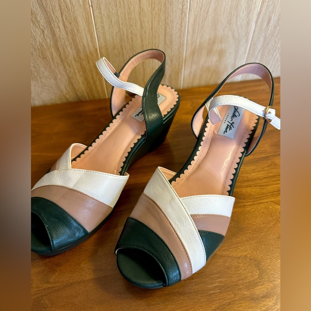 Retro Lulu Hun Women's Wedge Sandals - Green, White, and Tan - size 10